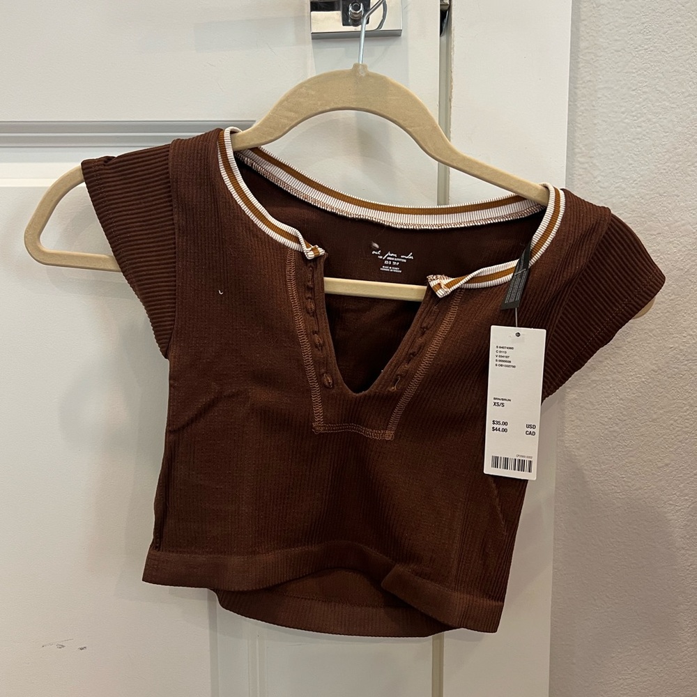 Crop Top - NWT - Casual wear or athleisure